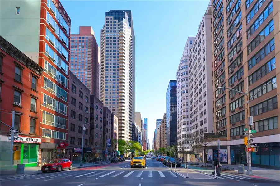 301 East 45th Street #9A, New York, NY 10017 - #3