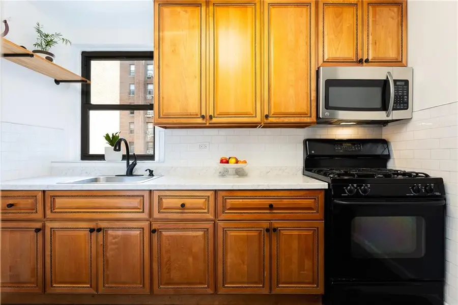 515 East 7th Street #2A, Brooklyn, NY 11218 - #2