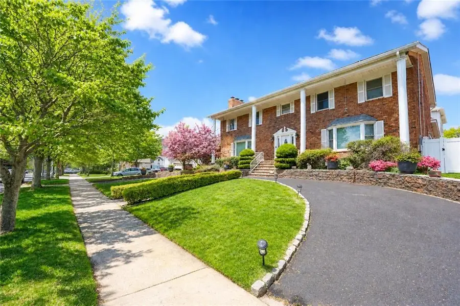 451 Yetman Avenue, Staten Island, NY 10307 - #2