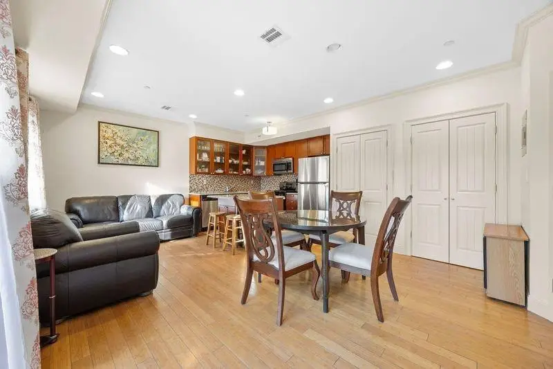 1689 East 21 Street #6A, Brooklyn, NY 11210 - #3