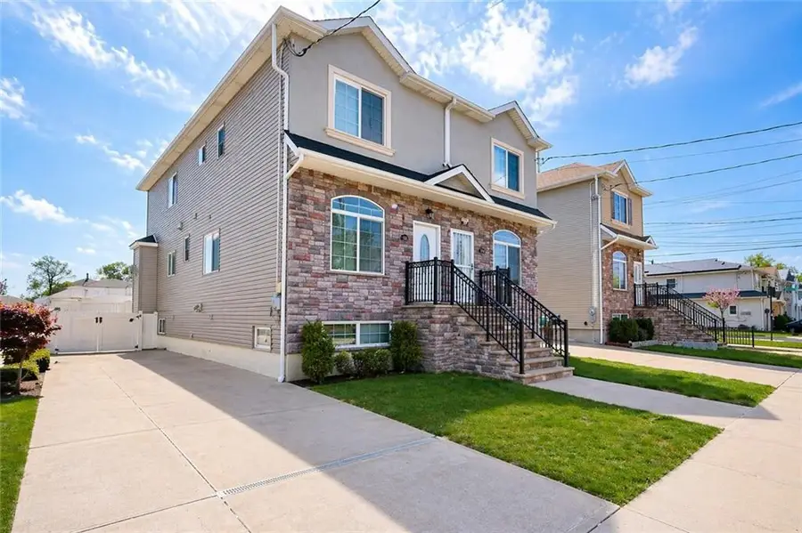 168 Hopkins Avenue, Staten Island, NY 10306 - #2