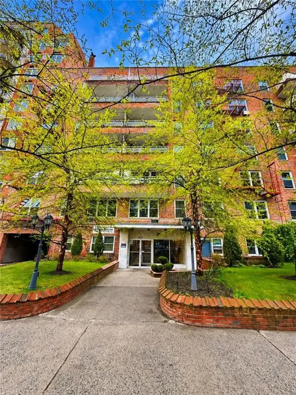 2815 Ocean Parkway #2D, Brooklyn, NY 11235 - #1