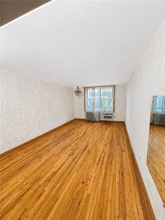 2815 Ocean Parkway #2D, Brooklyn, NY 11235 - #3
