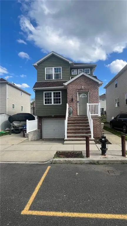 18 Edgeview Lane, Staten Island, NY 10302 - #1