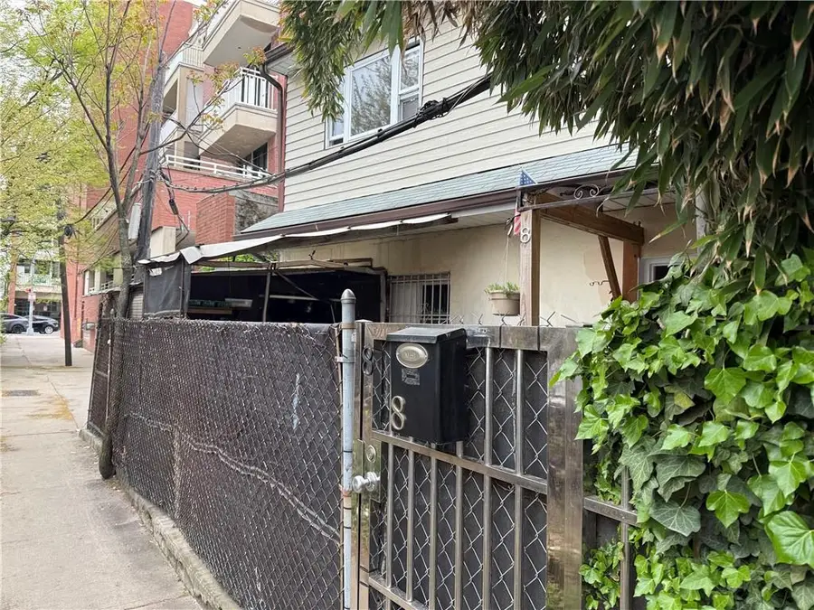 8 Brighton 8th Place, Brooklyn, NY 11235 - #2