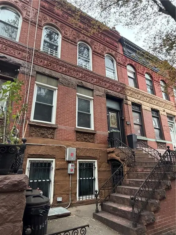 43 Linden Street, Brooklyn, NY 11221