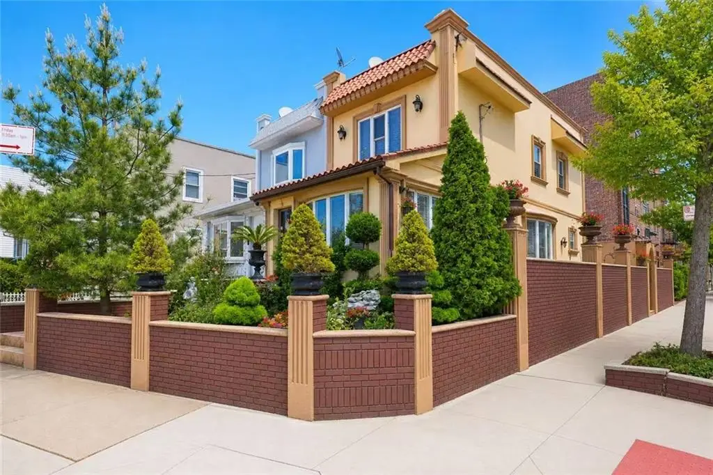 8225 7th Avenue, Brooklyn, NY 11228 - #1