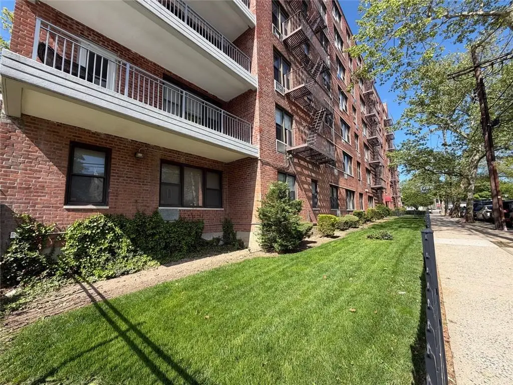 100 Colfax Avenue #3Z, Staten Island, NY 10306 - #1