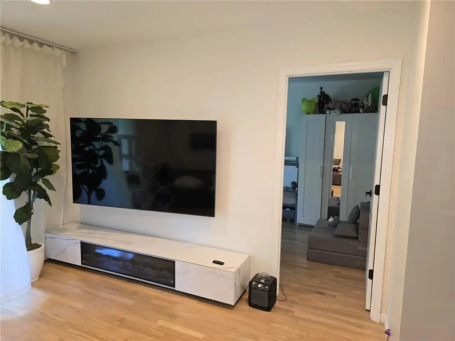 3368 Shore Parkway #3B, Brooklyn, NY 11235 - #2