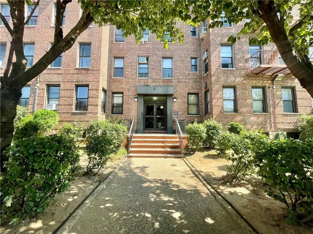1811 Ocean Parkway #6M, Brooklyn, NY 11223 - #1