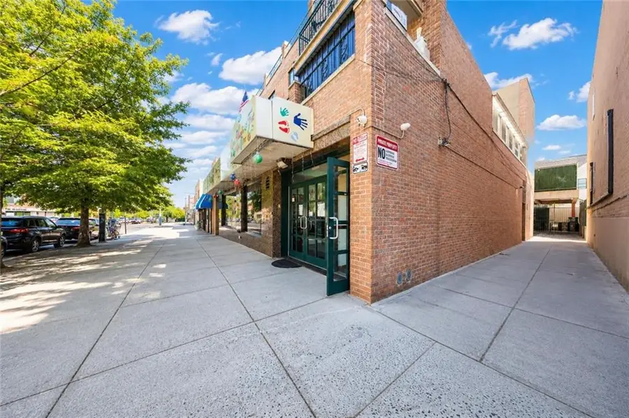 1270 Bay Ridge Parkway #1, Brooklyn, NY 11228 - #3