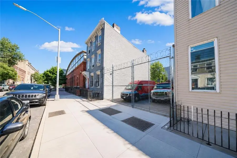 192 Butler Street, Brooklyn, NY 11217 - #3