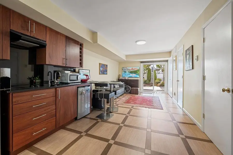 47 Seagate Court, Staten Island, NY 10305 - #3