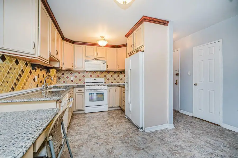 2265 Gerritsen Avenue #5C, Brooklyn, NY 11229 - #3
