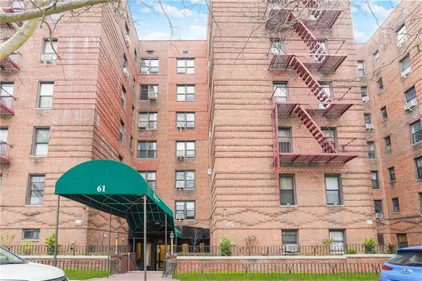 61 Oliver Street #2V, Brooklyn, NY 11209