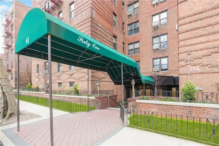 61 Oliver Street #2V, Brooklyn, NY 11209 - #3