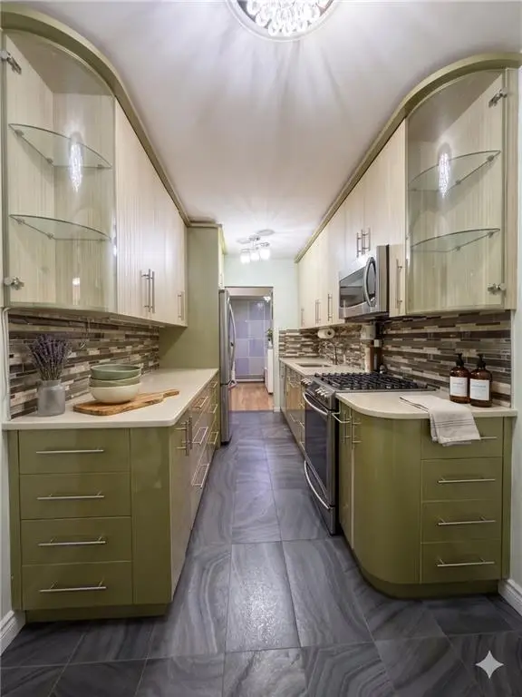 2514 East 7 Street #5G, Brooklyn, NY 11235