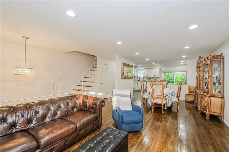 46 Claradon Lane #1, Staten Island, NY 10305 - #3