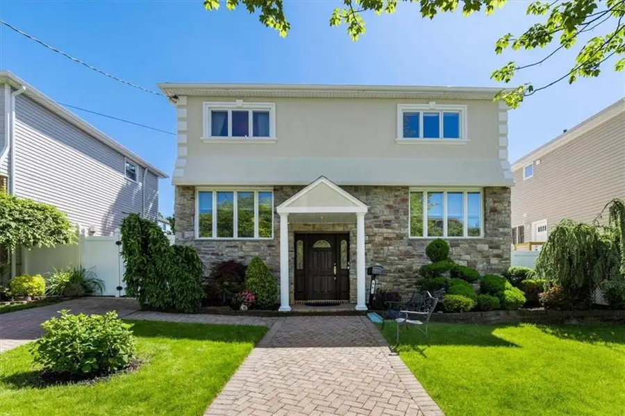 99 Connor Avenue, Staten Island, NY 10314 - #3