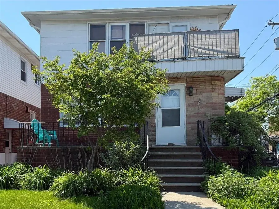 128-19 Cronston Avenue, Queens, NY 11694 - #2
