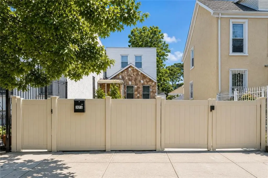 321 Essex Street, Brooklyn, NY 11208 - #1