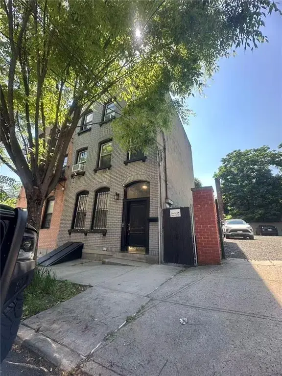 74 Montgomery Avenue, Staten Island, NY 10301 - #1