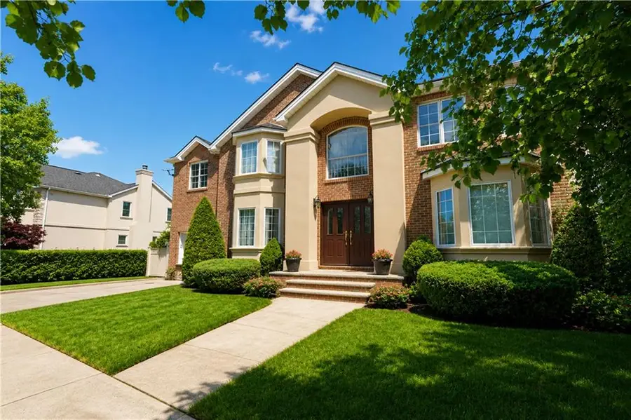 287 Vail Avenue, Staten Island, NY 10309 - #2