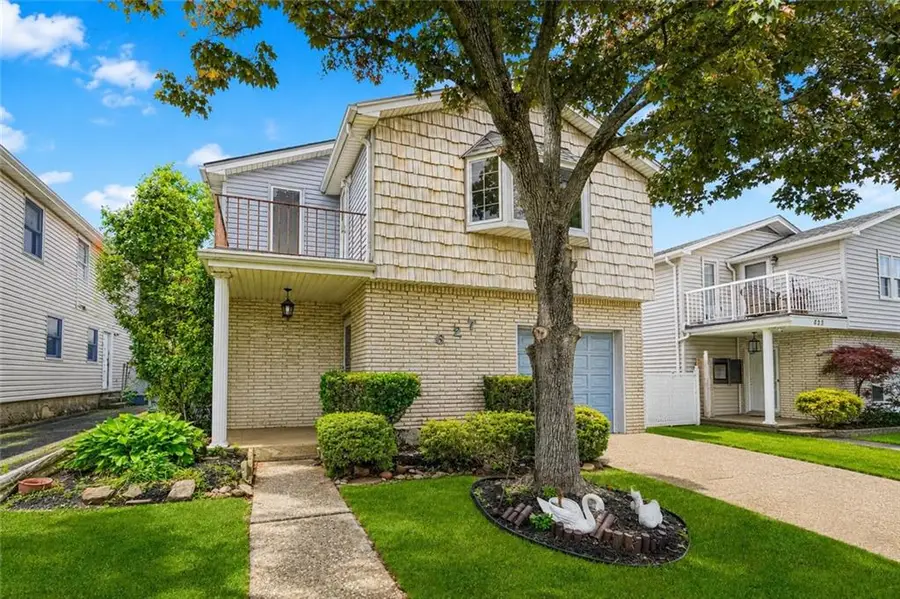 627 Lamoka Avenue, Staten Island, NY 10312 - #3