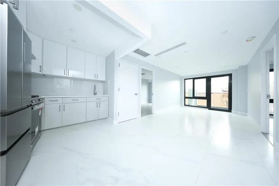 643 5th Avenue #4D, Brooklyn, NY 11215 - #2