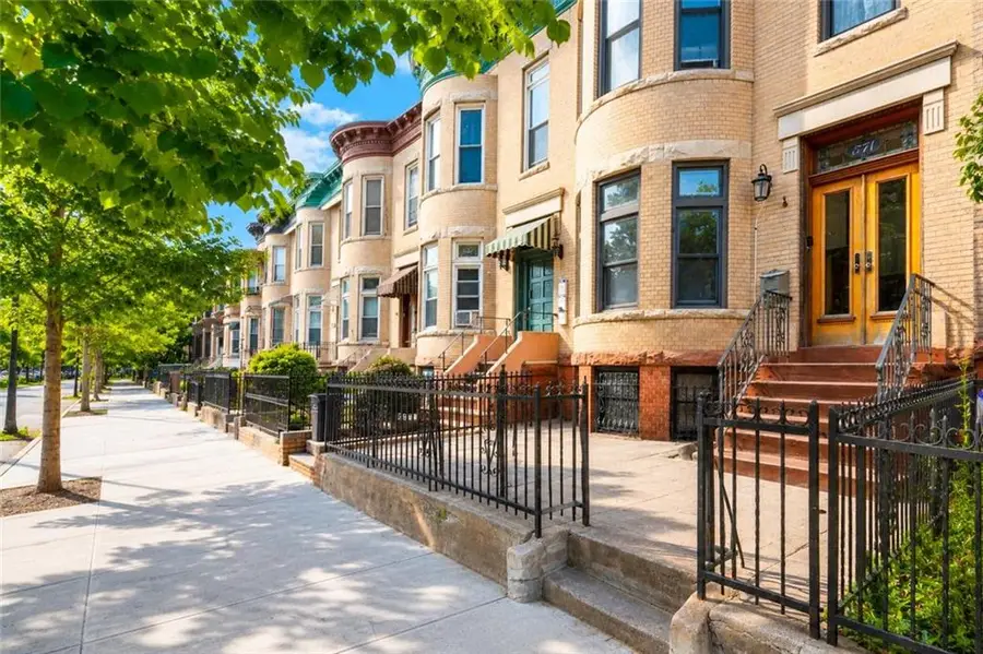 571 Bay Ridge Parkway, Brooklyn, NY 11209 - #2