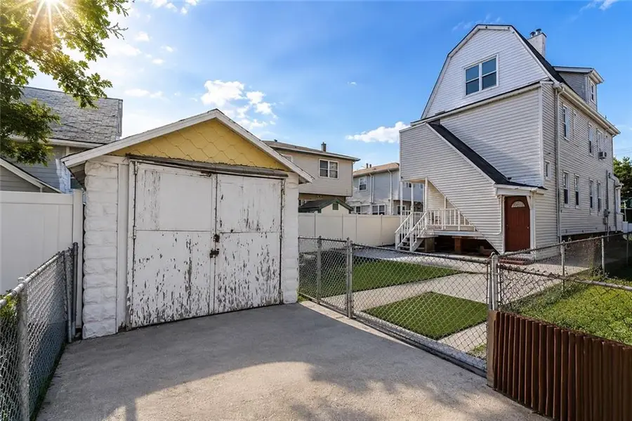 7355 Amboy Road, Staten Island, NY 10307 - #3