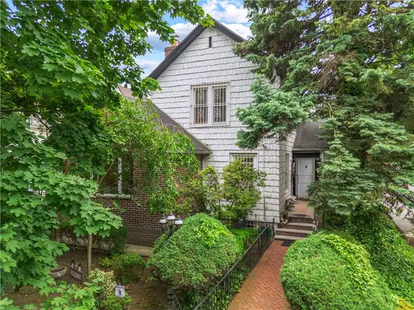32 87th Street, Brooklyn, NY 11209