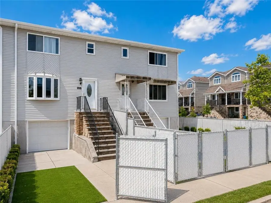 998 Olympia Boulevard, Staten Island, NY 10306 - #2