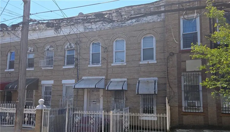 706 Cleveland Street, Brooklyn, NY 11208 - #2