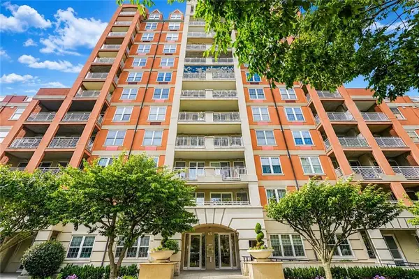 65 Oceana Drive East #9B, Brooklyn, NY 11235
