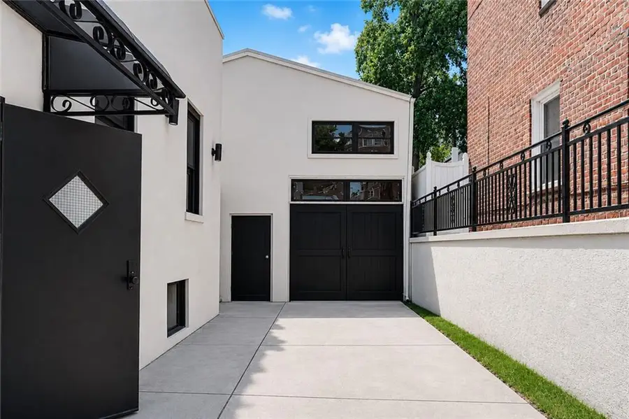 994 East 54th Street, Brooklyn, NY 11234 - #3