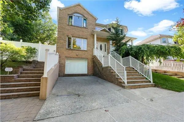 38 Bayview Avenue, Staten  Island, NY 10309