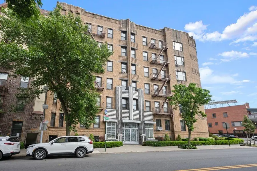 7119 Shore Road #3E, Brooklyn, NY 11209 - #2