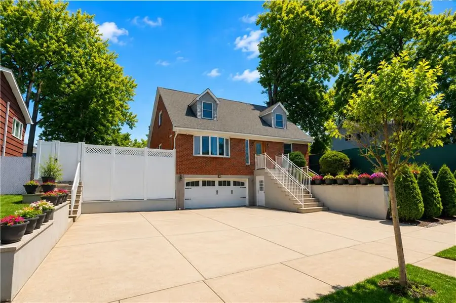 163 Bennett Avenue, Staten Island, NY 10312 - #3