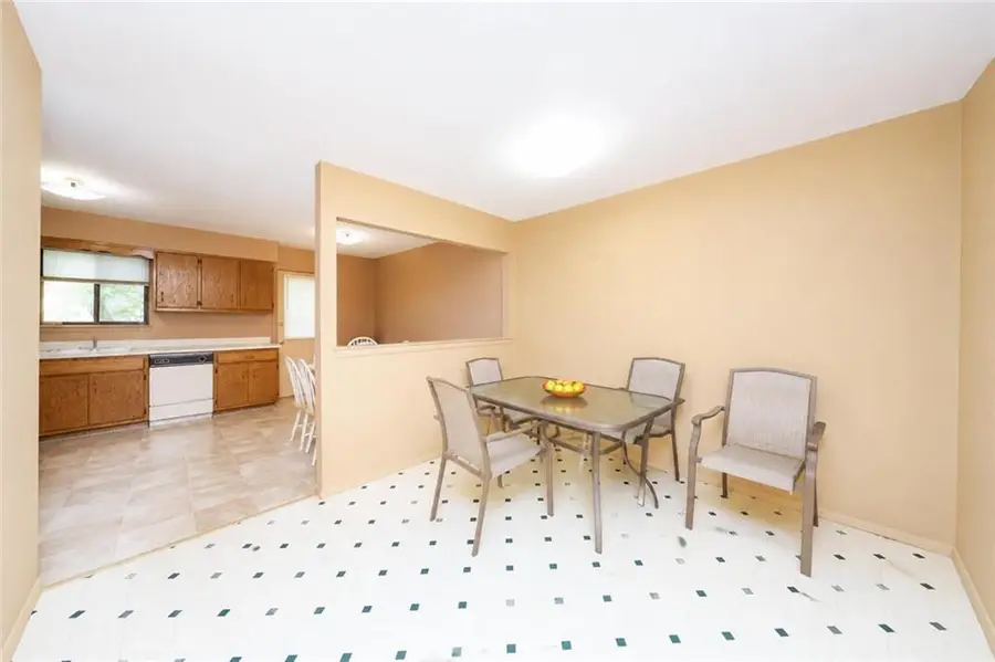 3 Carlyle Green, Staten Island, NY 10312 - #3