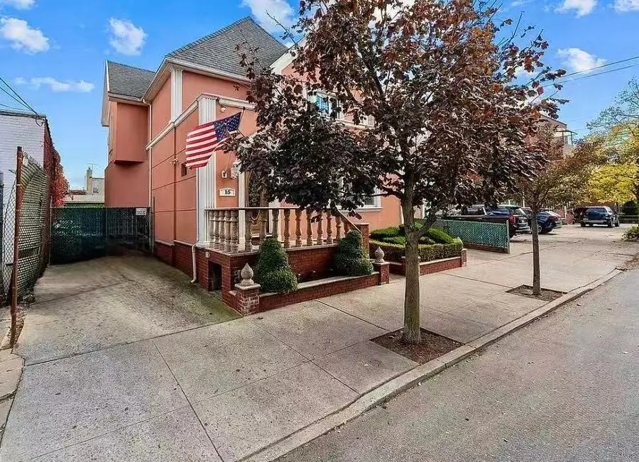 15 Van Sicklen Street, Brooklyn, NY 11223 - #2