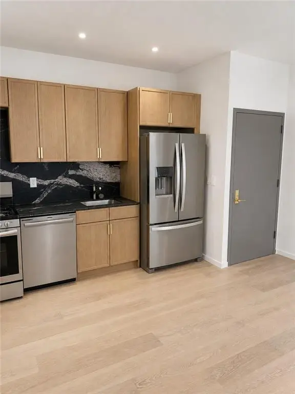 657 East 94th Street, Brooklyn, NY 11236 - #3