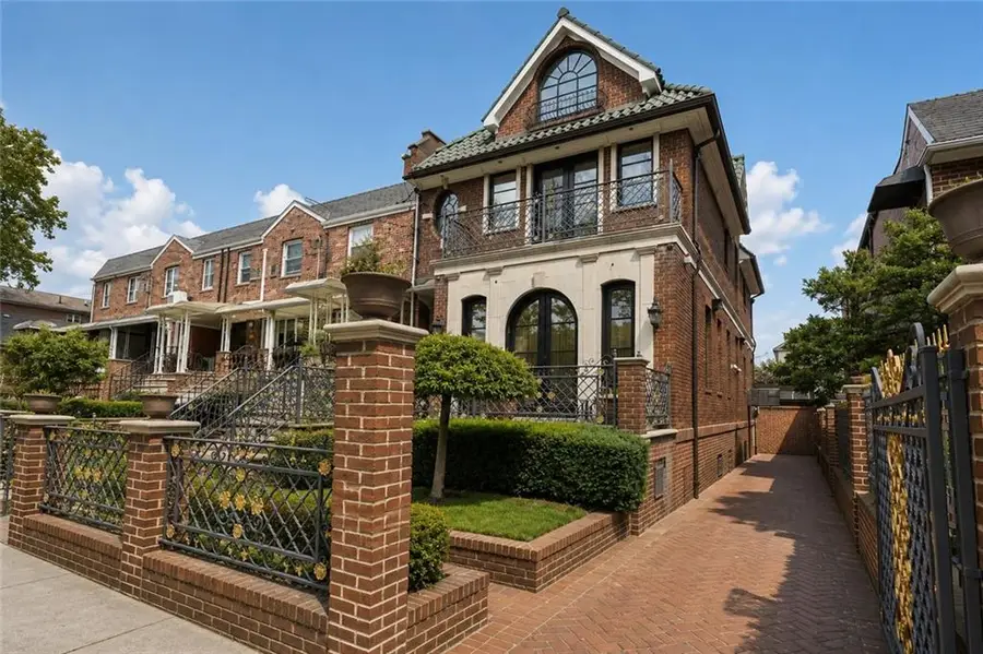 2555 West Street, Brooklyn, NY 11223 - #3