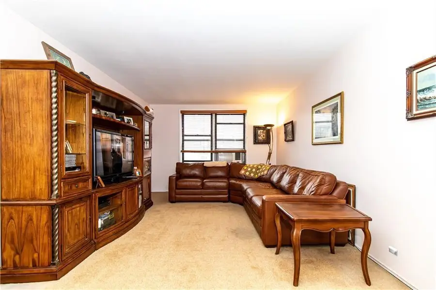 1577 East 17th Street #4L, Brooklyn, NY 11230 - #3