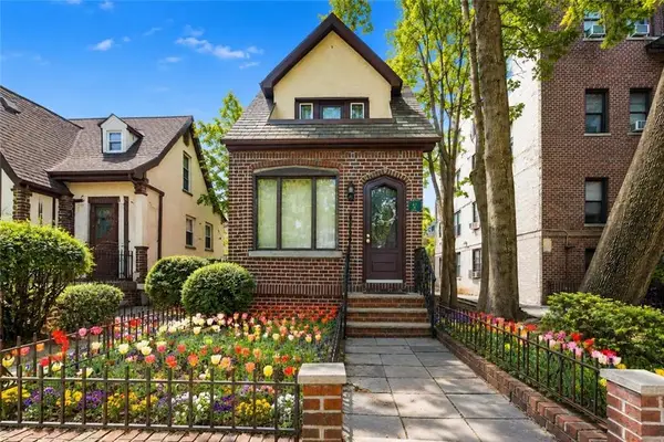 42 89th Street, Brooklyn, NY 11209