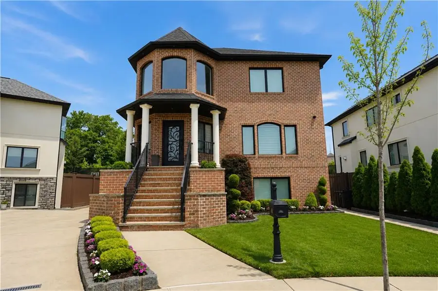 37 Torrice Loop, Staten Island, NY 10309 - #2