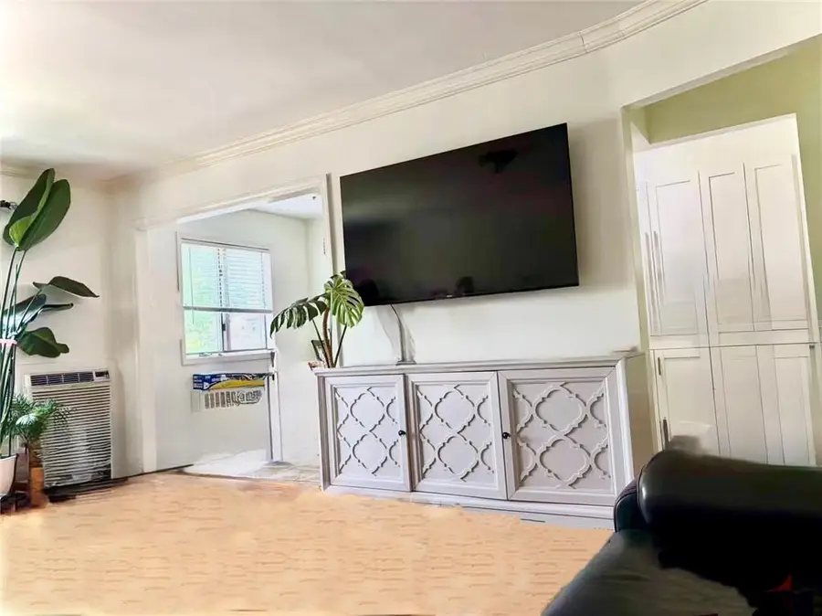 69-27 169th Street, Fresh Meadows, NY 11365 - #2