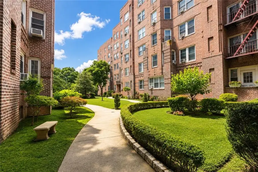 8701 Shore Road #528, Brooklyn, NY 11209 - #3
