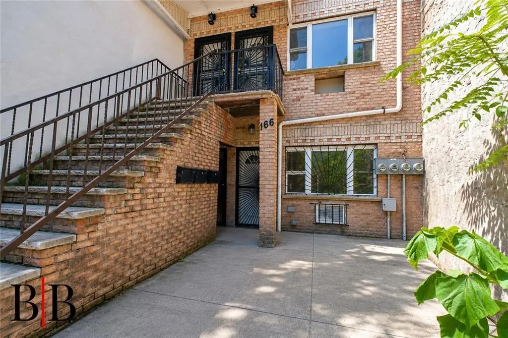 166 Stuyvesant Avenue, Brooklyn, NY 11221 - #1