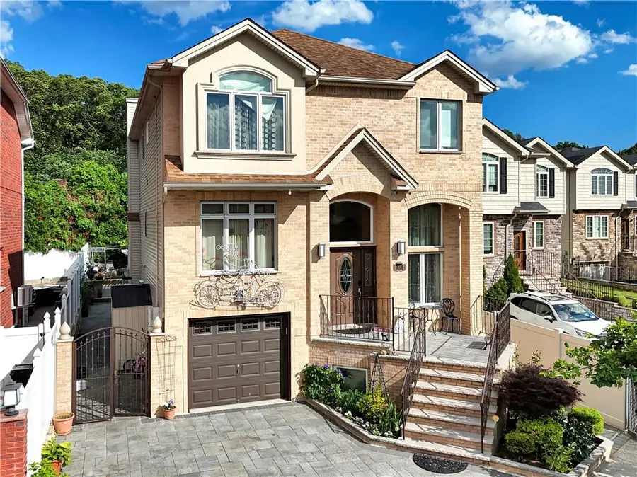 25 Bogota Street, Staten Island, NY 10314 - #2